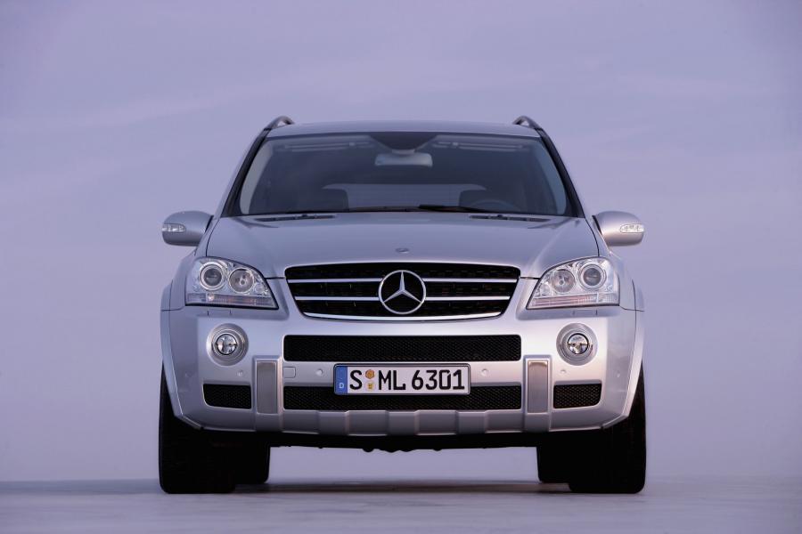  Mercedes-Benz ML63 AMG 2007 года  (фото 2 из 42)